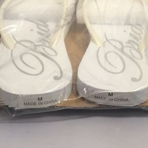 BRIDE TO BE TOTE BAG AND SIZE MEDIUM SHOES - Picture 3 of 5